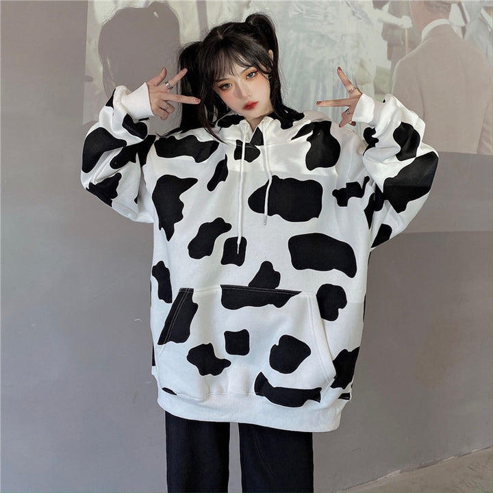 Street Milky Cow Sweater