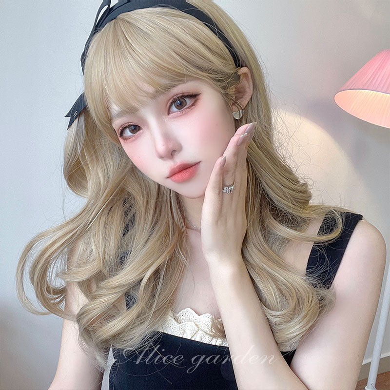 Blonde Wavy Long Cute Wig